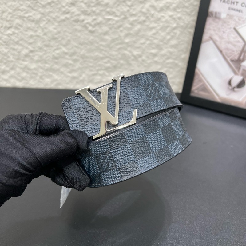 LV路易威登 棋盤格平滑扣雙面腰帶黑武士銀扣黑色老花 皮帶-5