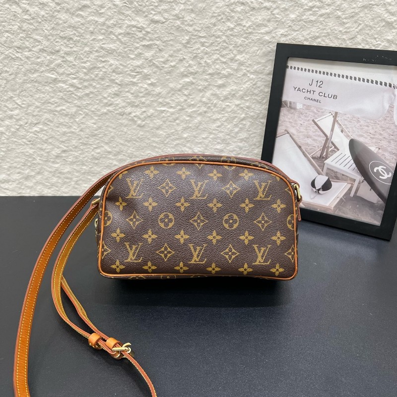 LV路易威登 中古經典老花 洗漱包 化妝包 斜背包 肩帶後加-0