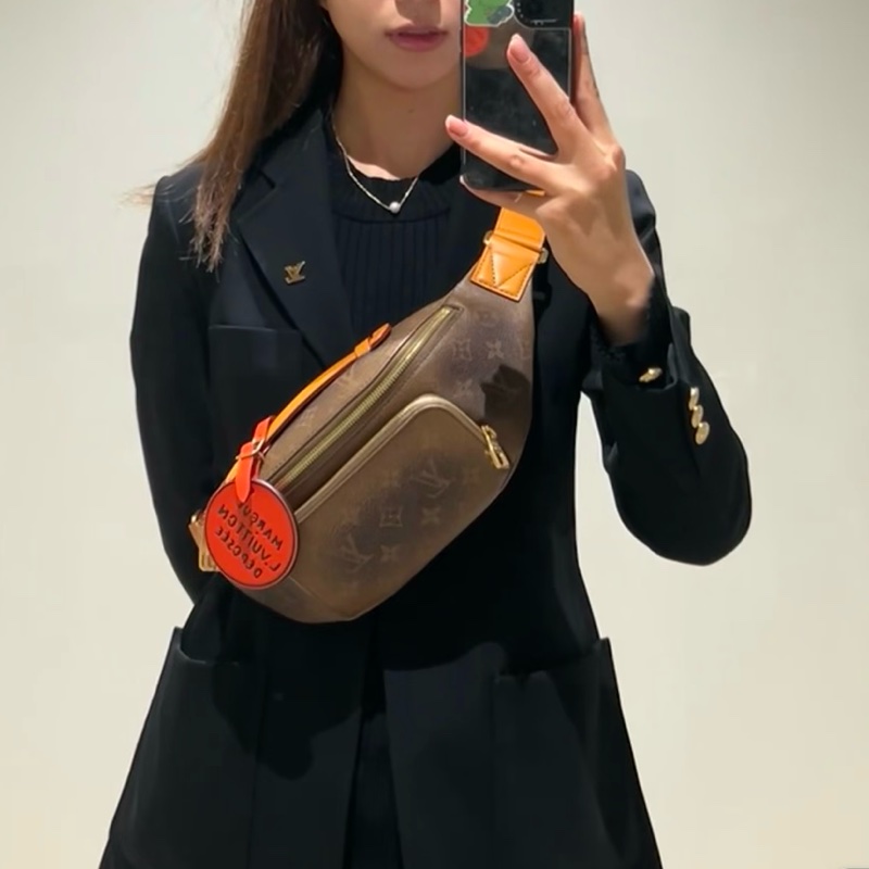 LOUIS VUITTON 路易威登 LV Rush 腰包/ 斜挎/ 胸前包-3