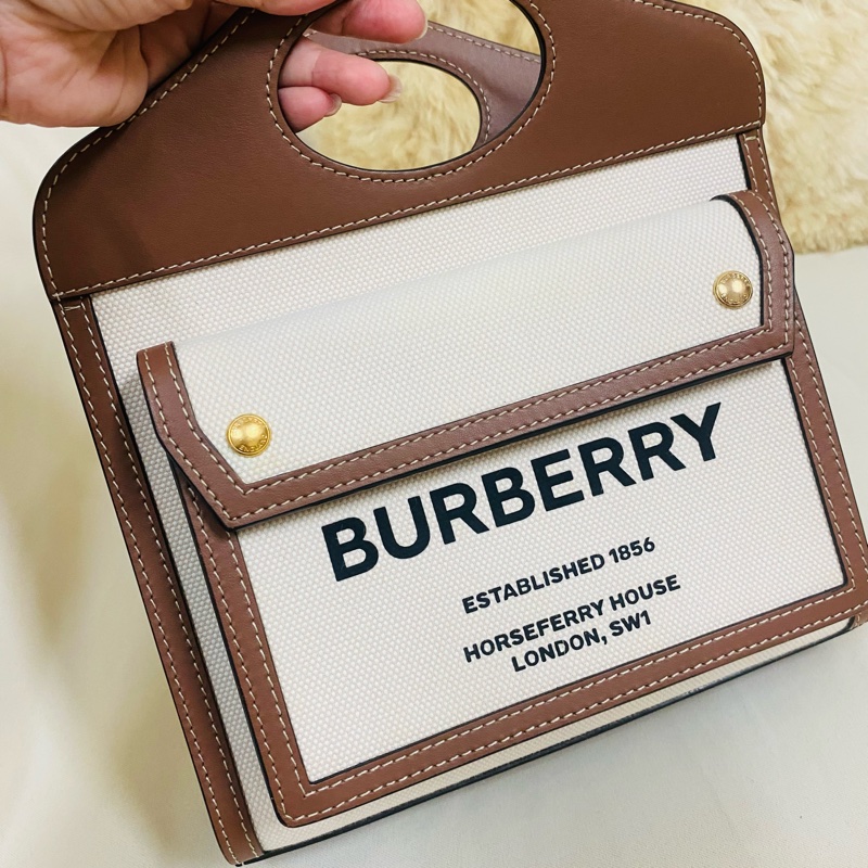 Burberry Pocket mini 焦糖色郵差包 口袋包-0