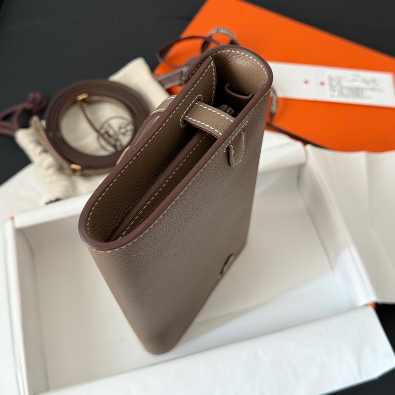 Hermes 愛馬仕 大象灰金扣kelly to go-10