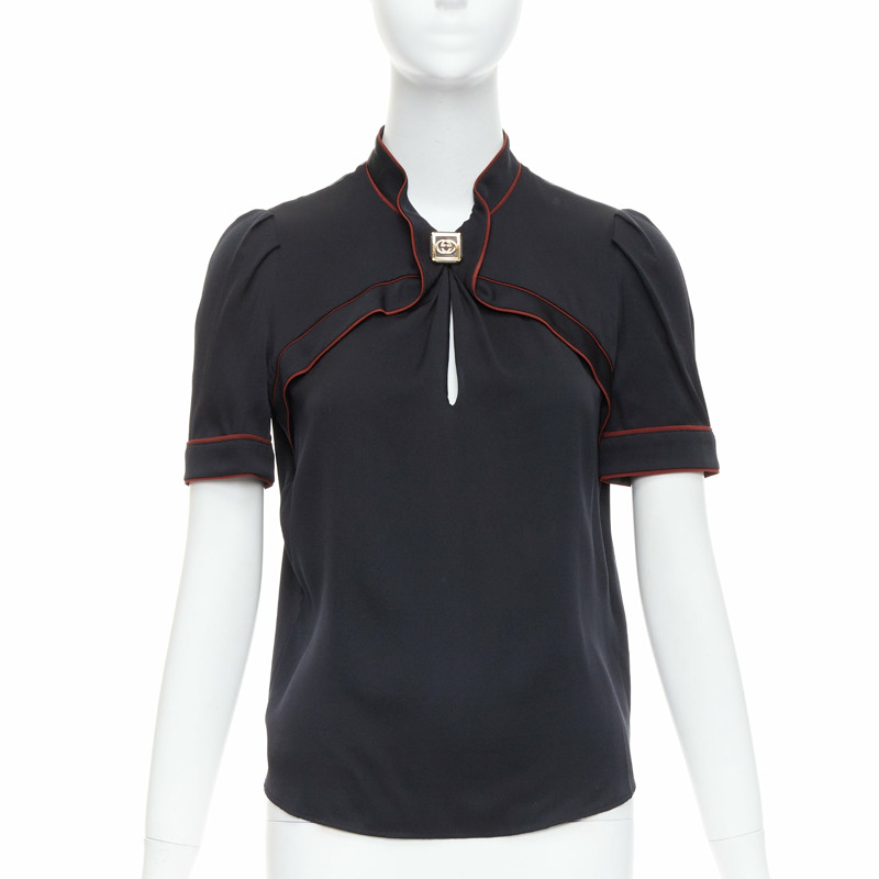 GUCCI 2007 Vintage black silk gold GG logo charm red piped top IT38 XS-0