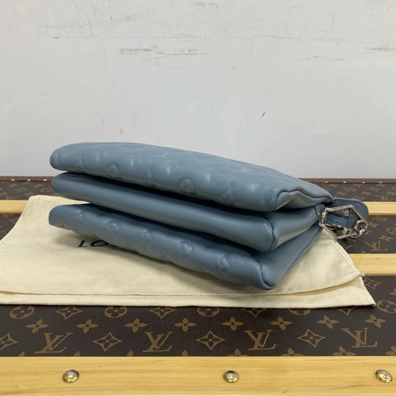 LV 藍銀Coussin牛皮壓花肩背斜背包 芯片款 26*20*12 全新閒置配件盒子塵袋-2