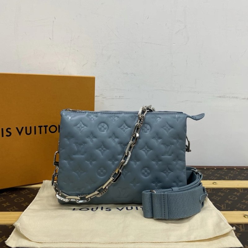 LV 藍銀Coussin牛皮壓花肩背斜背包 芯片款 26*20*12 全新閒置配件盒子塵袋-0