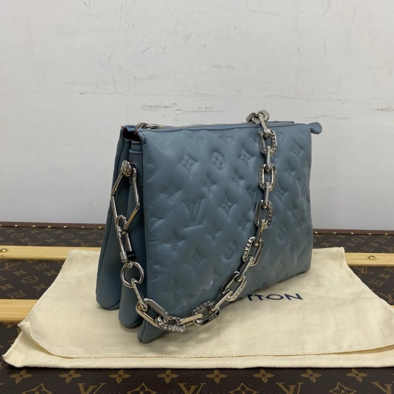 LV 藍銀Coussin牛皮壓花肩背斜背包 芯片款 26*20*12 全新閒置配件盒子塵袋-1