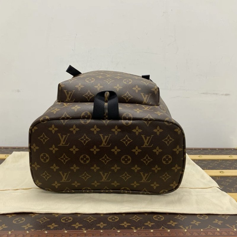 LV 老花 ZACK後背登山包 22*44*15 99新配件盒子塵袋-3