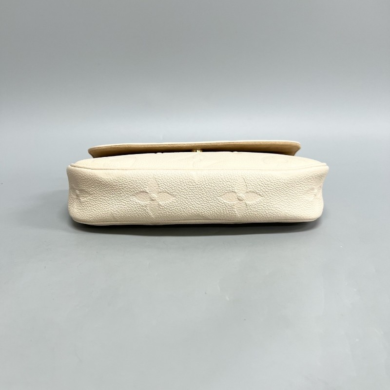 LV/路易威登 奶油白壓紋ivy 單肩斜挎包 腋下包 肩背包-2