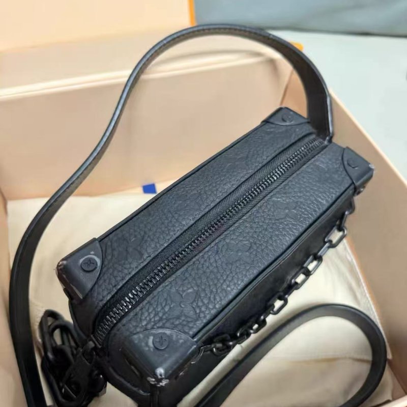LV soft trunk 全皮壓紋黑盒子 男女同款 配件盒子塵袋購證 全新-1