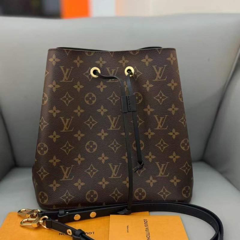 Lv 黑水桶 超級實用耐磨 全新 配件塵袋購證-0