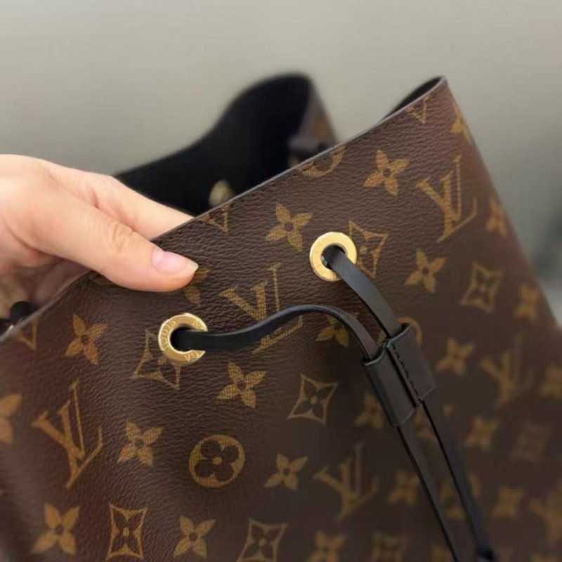 Lv 黑水桶 超級實用耐磨 全新 配件塵袋購證-1