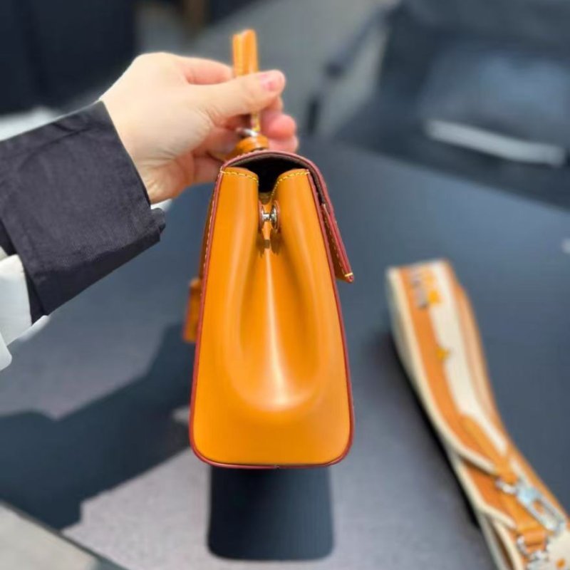 Lv Cluny 水波紋焦糖色 99新 配件齊全 圖二微瑕-5