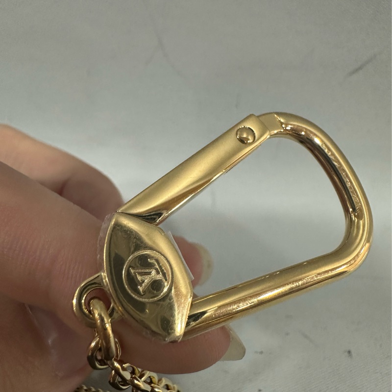 LV M13559 原花金釦一字鑰匙零錢包-15