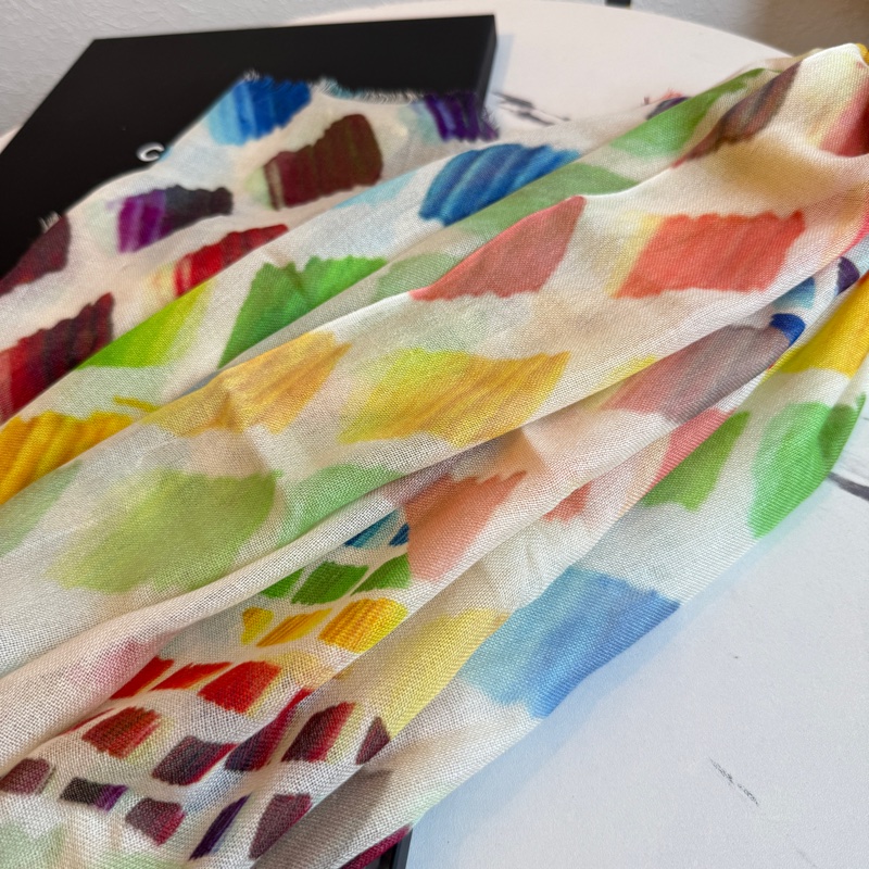 Chanel 喀什米爾圍巾方塊彩色 好好摸-6