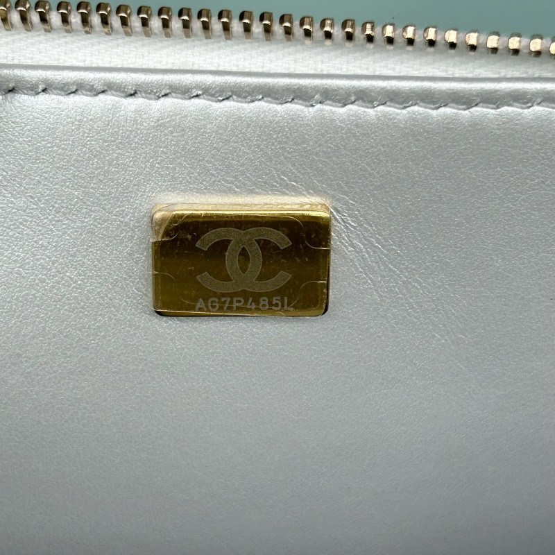 Chanel香奈兒 晶片款23P 彩虹手柄 白色油蠟皮 手提包 肩背包 相機包 底長19厘米-8