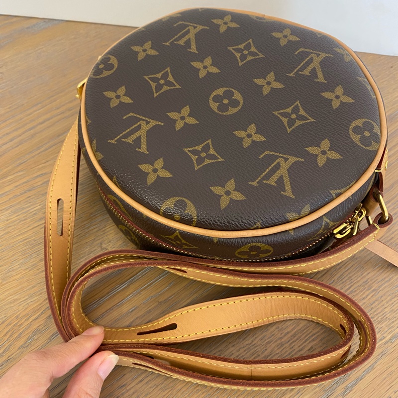Louis Vuitton 路易威登小號軟圓餅 可單肩斜挎-9