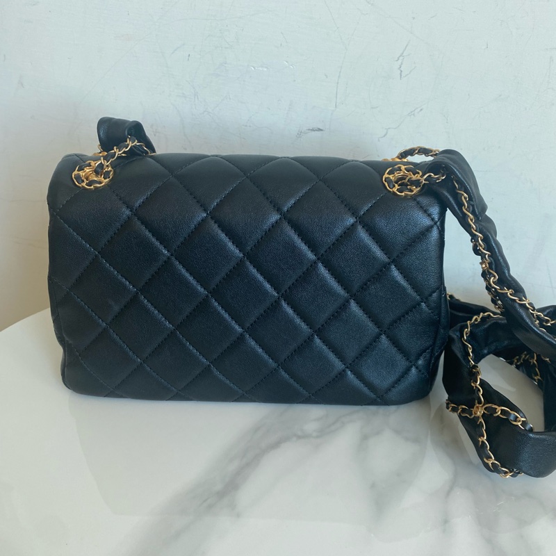 Chanel 黑金19口蓋包-5