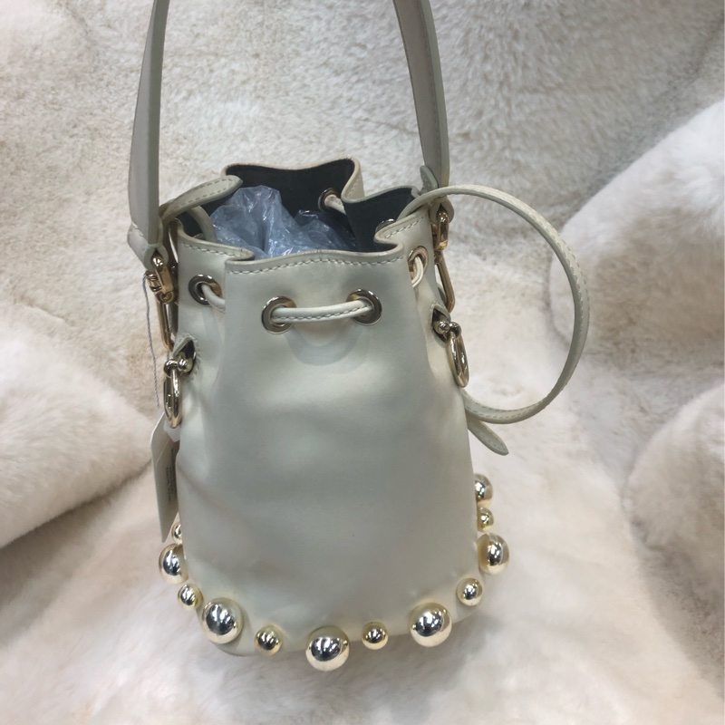 Fendi 米白色銀波波水桶袋 XB678-7