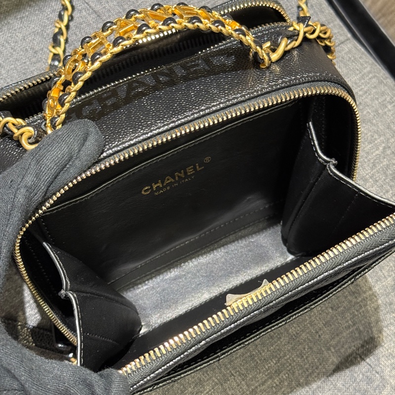 晶片 Chanel 黑色荔枝牛皮霧金鏈雙層化妝包 手提斜背包/AS3222-10