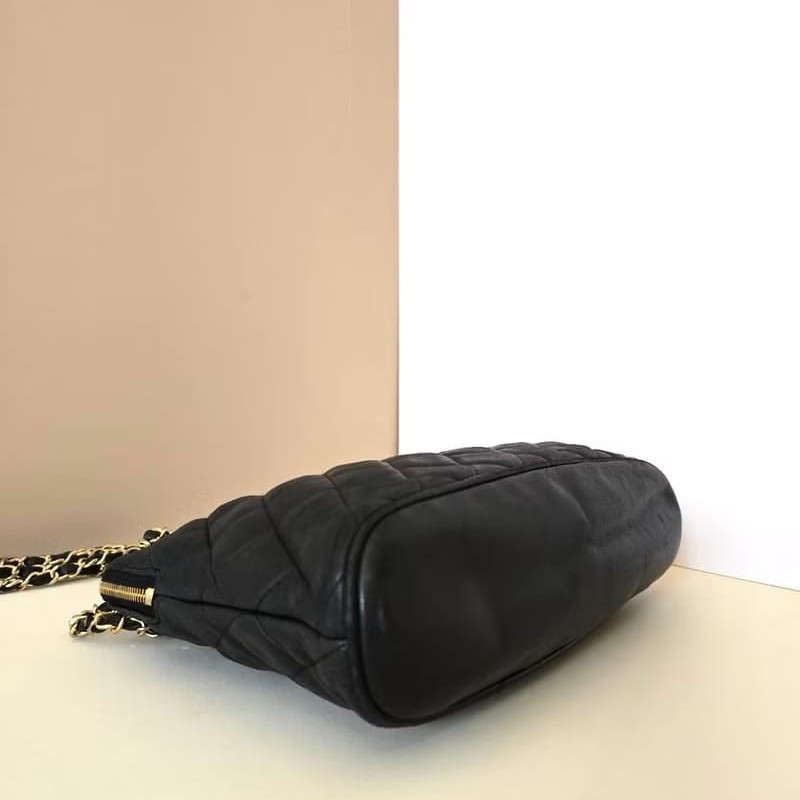 【LA LUNE】絕版中古包 Chanel黑色皮革鏈條包 單肩包 側背包 二手包 古董包-6