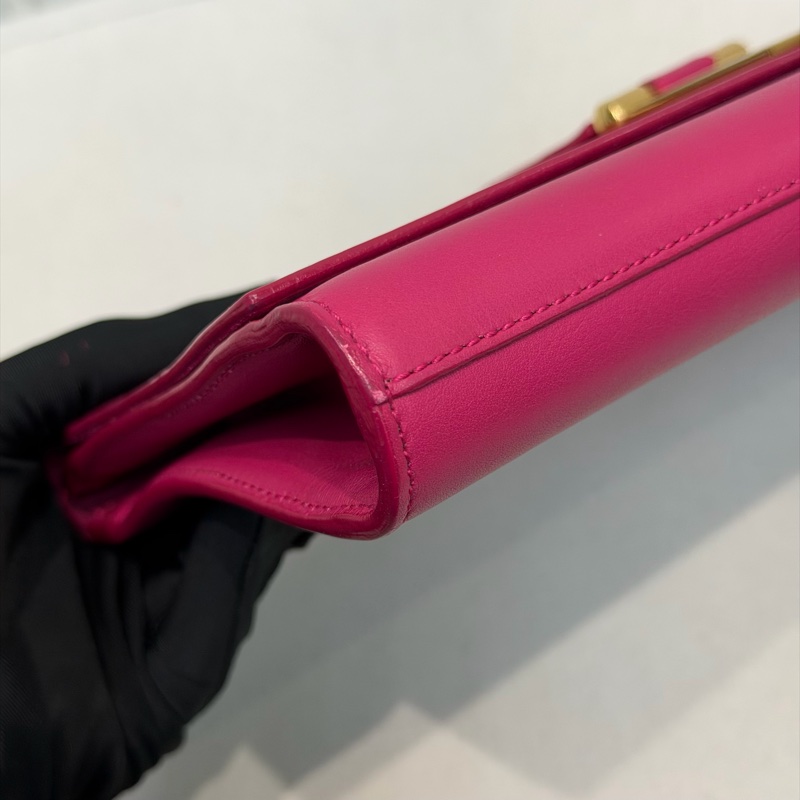 YSL 粉紅色Y 字手包   XB681-8