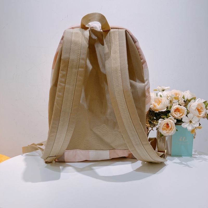 TW4418 Burberry 巴寶莉 尼龍背包Nylon Backpack-1