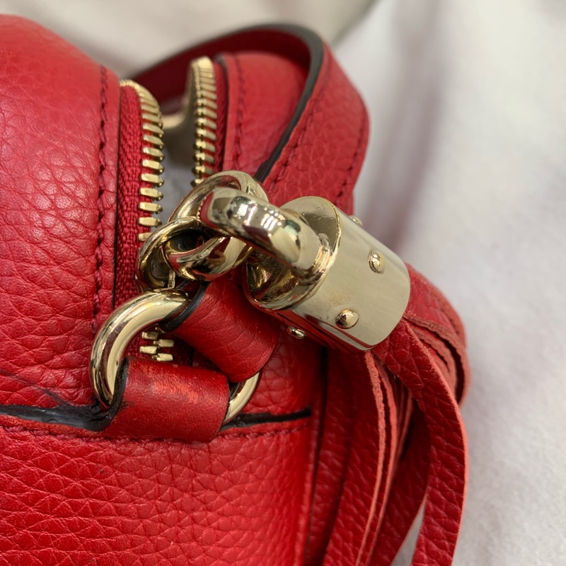 GUCCI 紅色斜背包  XB679-4