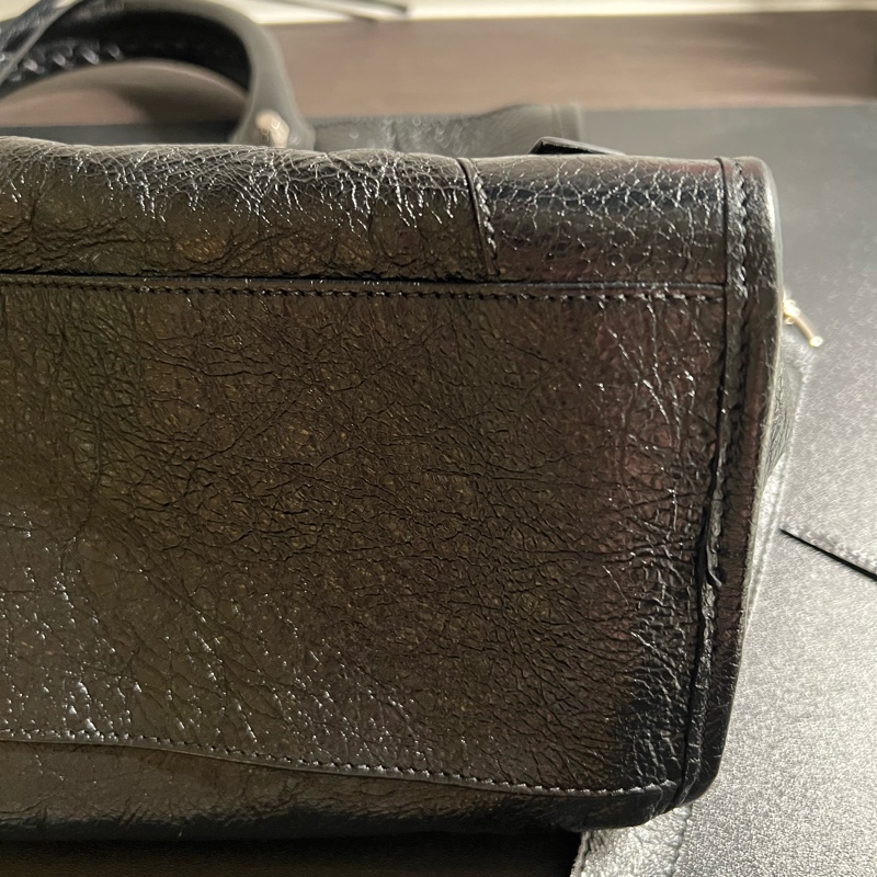 Balenciaga LE City Bag Medium-8