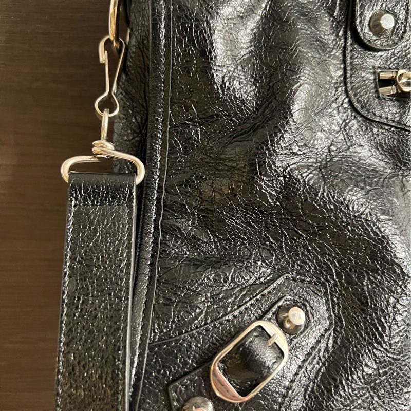 Balenciaga LE City Bag Medium-12