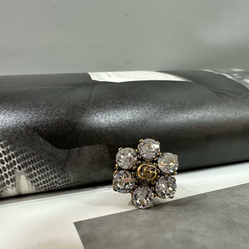 Gucci 645682 金色鑽石花花戒指 xs-0