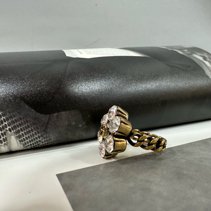 Gucci 645682 金色鑽石花花戒指 xs-1