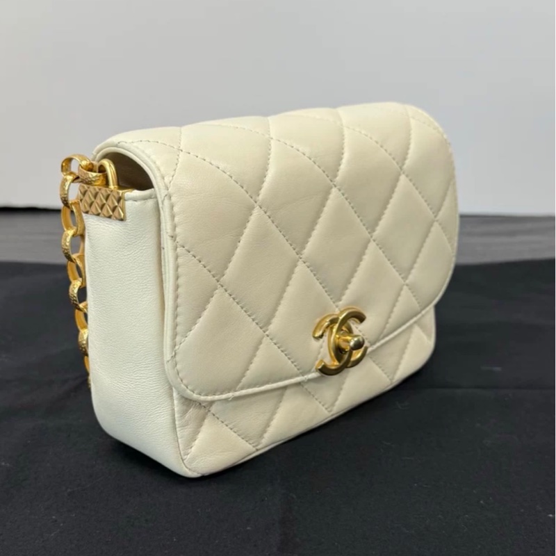 Chanel/香奈兒 白金金幣雕花鏈條方 胖子斜挎包 17*15-3