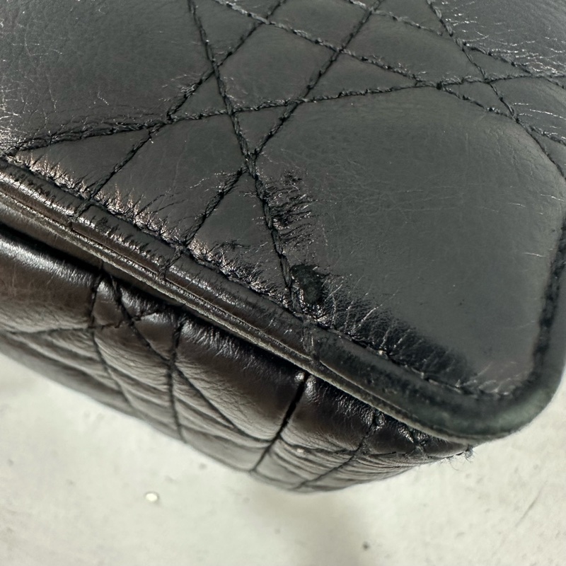 Dior M9243 黑皮金釦caro斜背包 大號-8