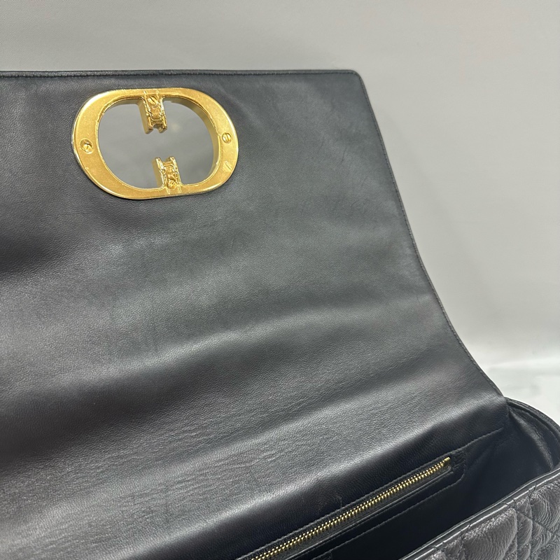 Dior M9243 黑皮金釦caro斜背包 大號-29
