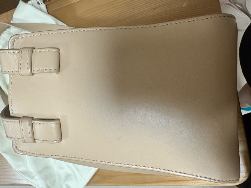 Loewe Hammer Compact 米色-3