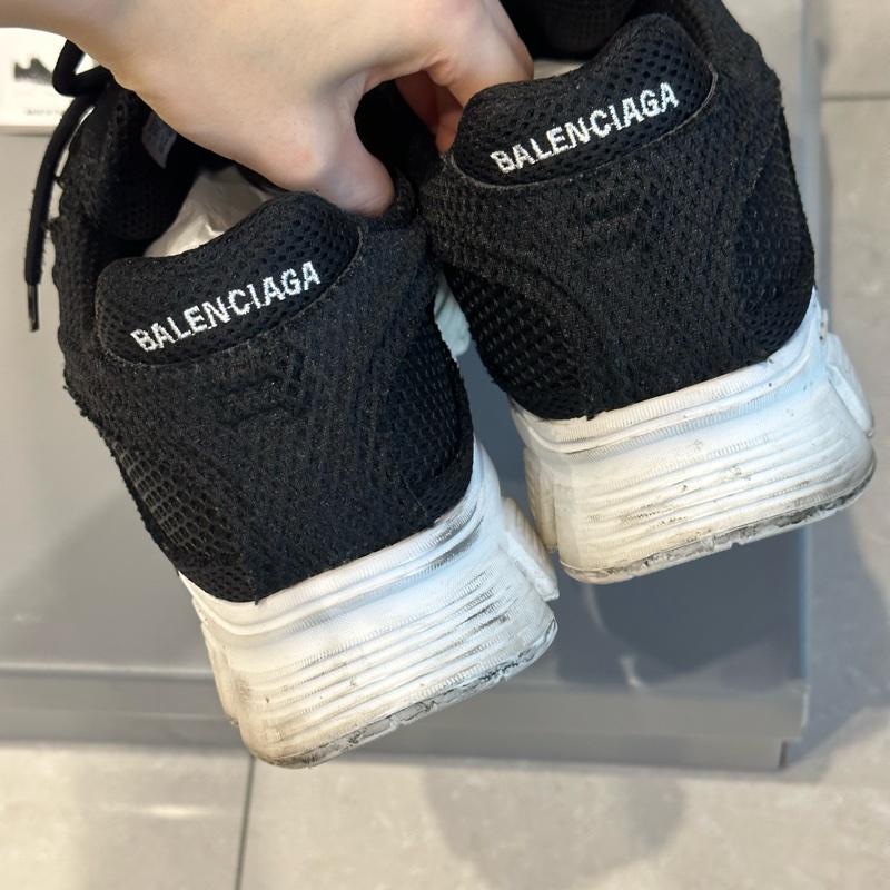 44碼全配25年台灣購入❤️ #balenciaga #運動鞋 #休閒鞋 #布鞋 #phantom-8