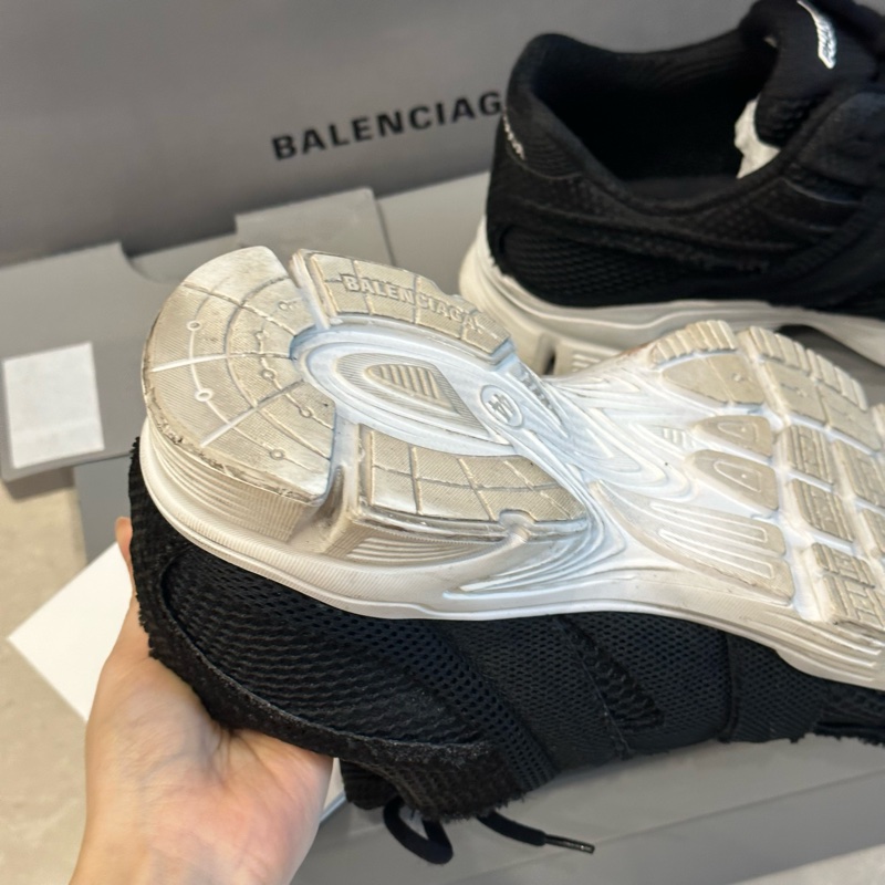 44碼全配25年台灣購入❤️ #balenciaga #運動鞋 #休閒鞋 #布鞋 #phantom-18