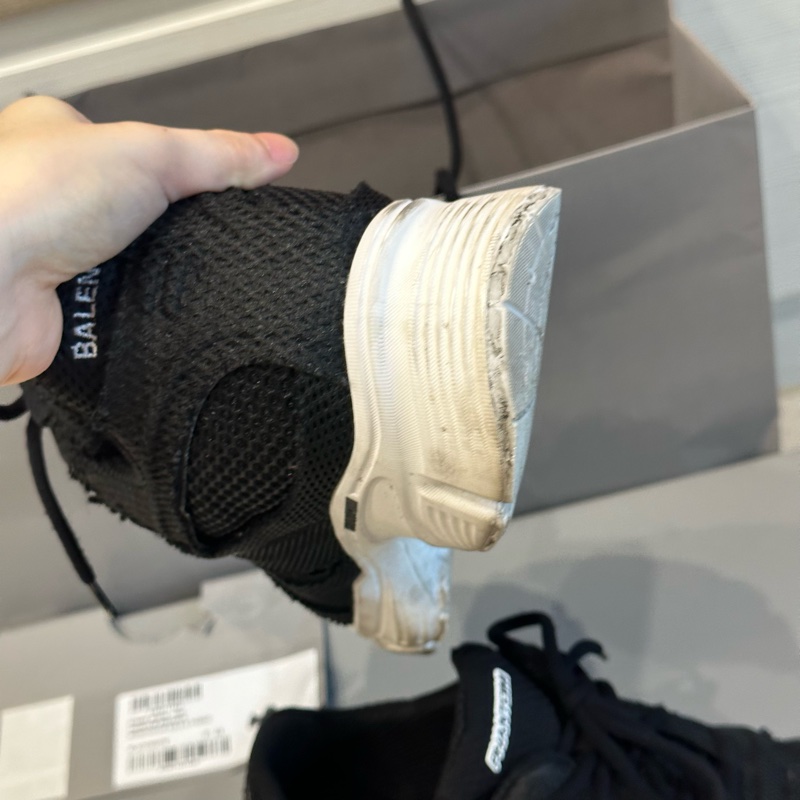 44碼全配25年台灣購入❤️ #balenciaga #運動鞋 #休閒鞋 #布鞋 #phantom-23