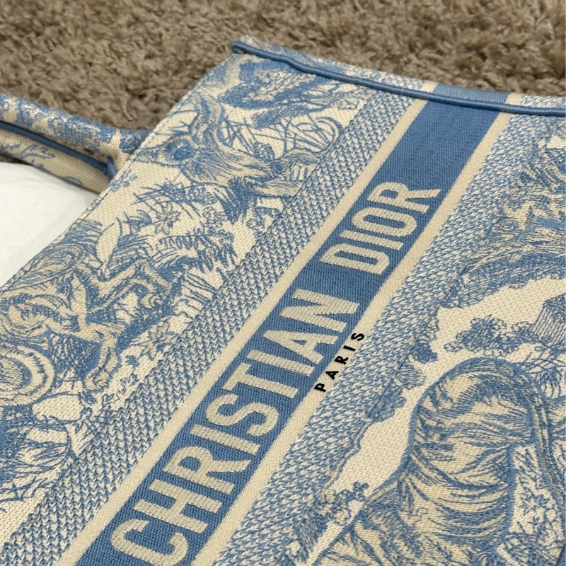 Dior booktote Toile de Jouy 刺繡-7