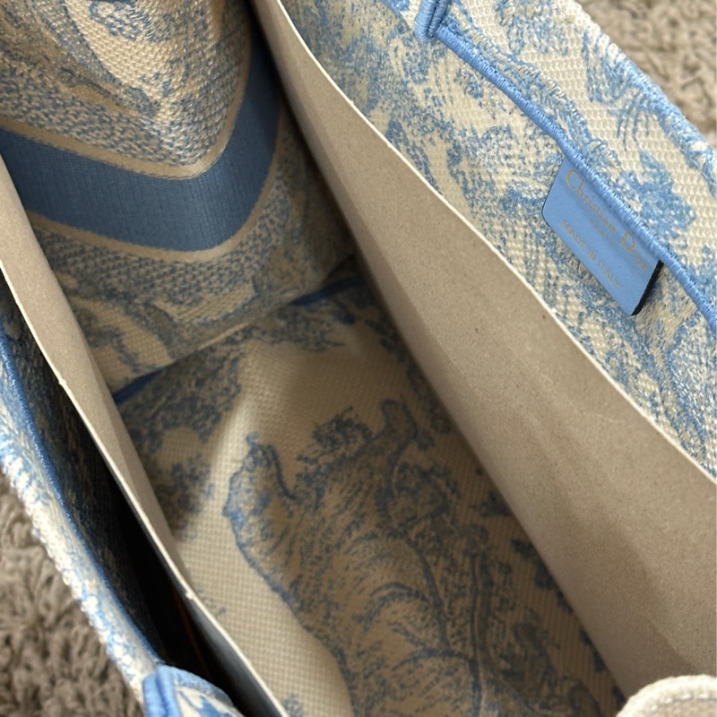 Dior booktote Toile de Jouy 刺繡-13