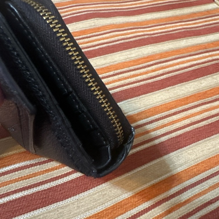 小ck信封荔枝皮短夾（黑）-5