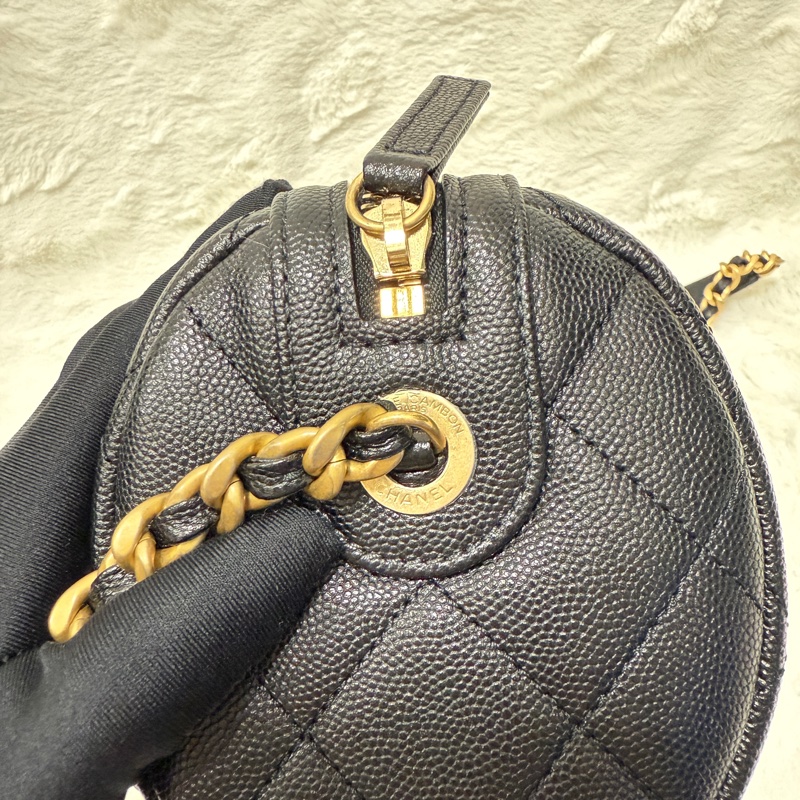 CHANEL香奈兒高級手工坊保齡球包-3