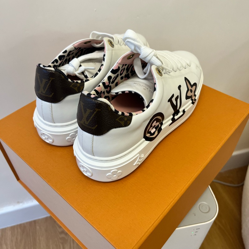 全新未使用LV Time Out小白鞋，38碼-7