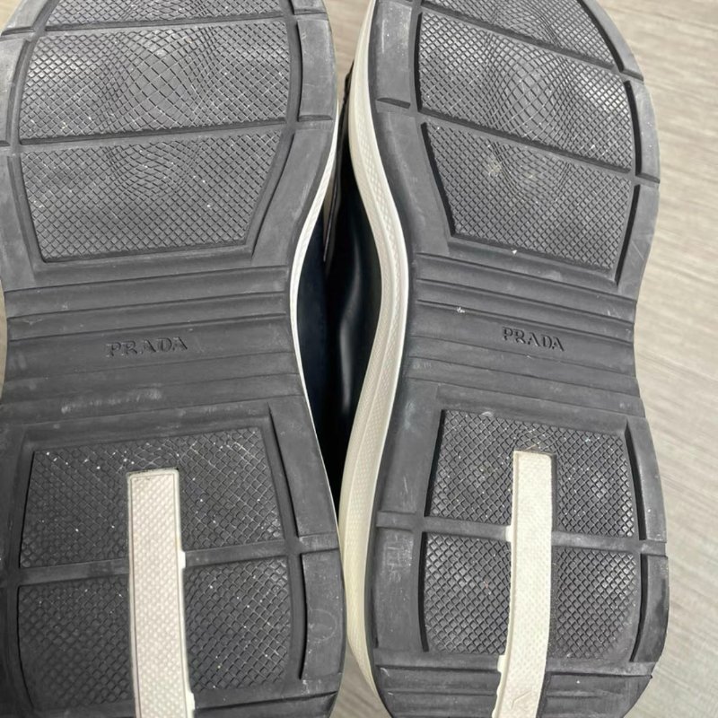 Prada 黑色厚底運動休閒鞋 36號-6