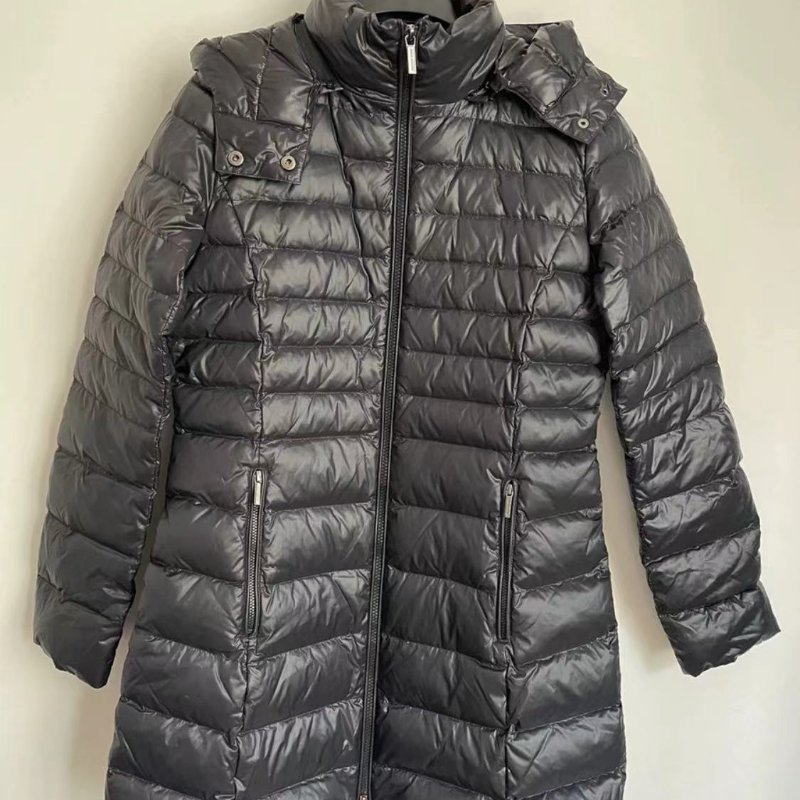 Armani黑色羽絨服外套 全新僅試穿 成色同新 尺寸M 胸圍100 衣長80-3