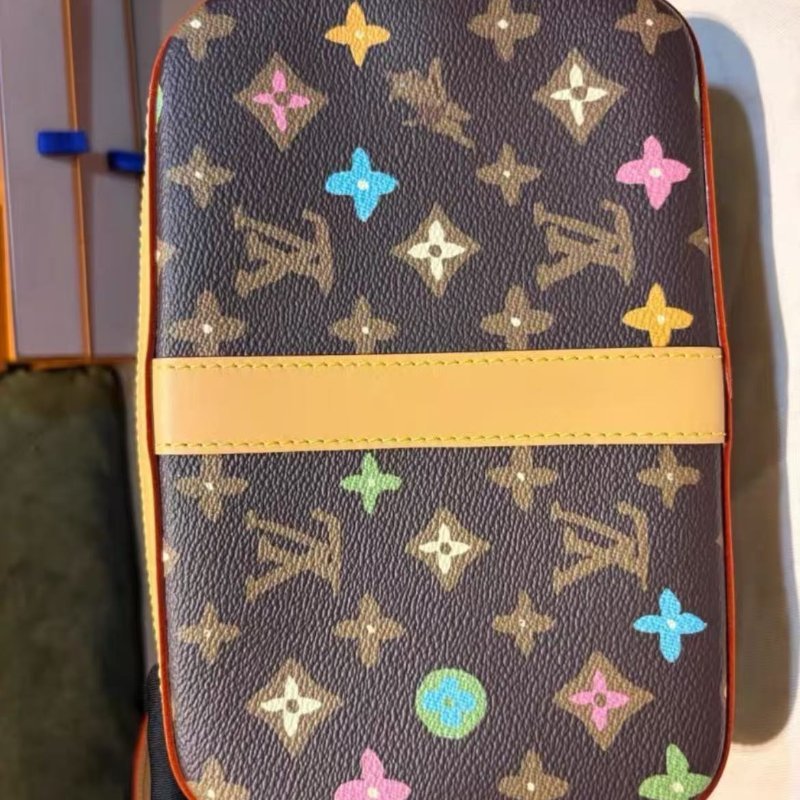 LV聯名tyler相機郵差包 男女同款 全新配件盒子塵袋-3