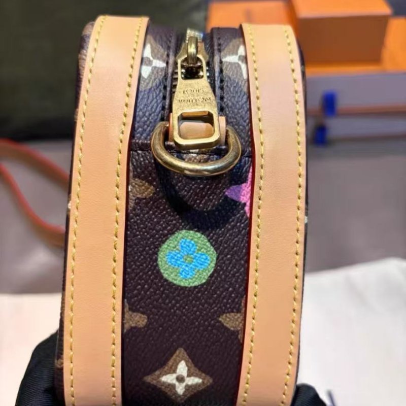 LV聯名tyler相機郵差包 男女同款 全新配件盒子塵袋-4