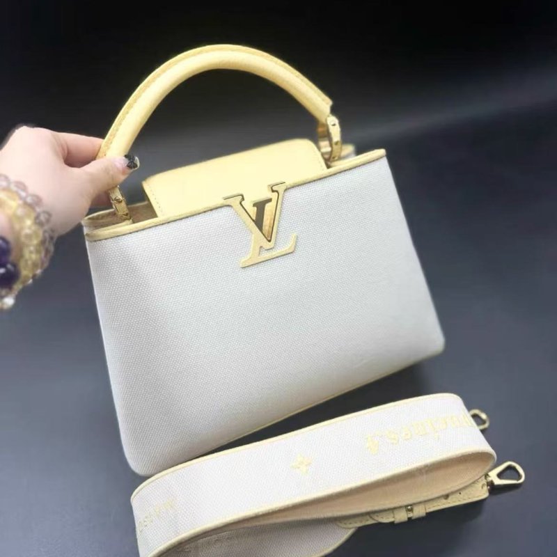 Lv capuchins bb 小雞黃拚帆布材質 全新 配件盒子塵袋購證-1