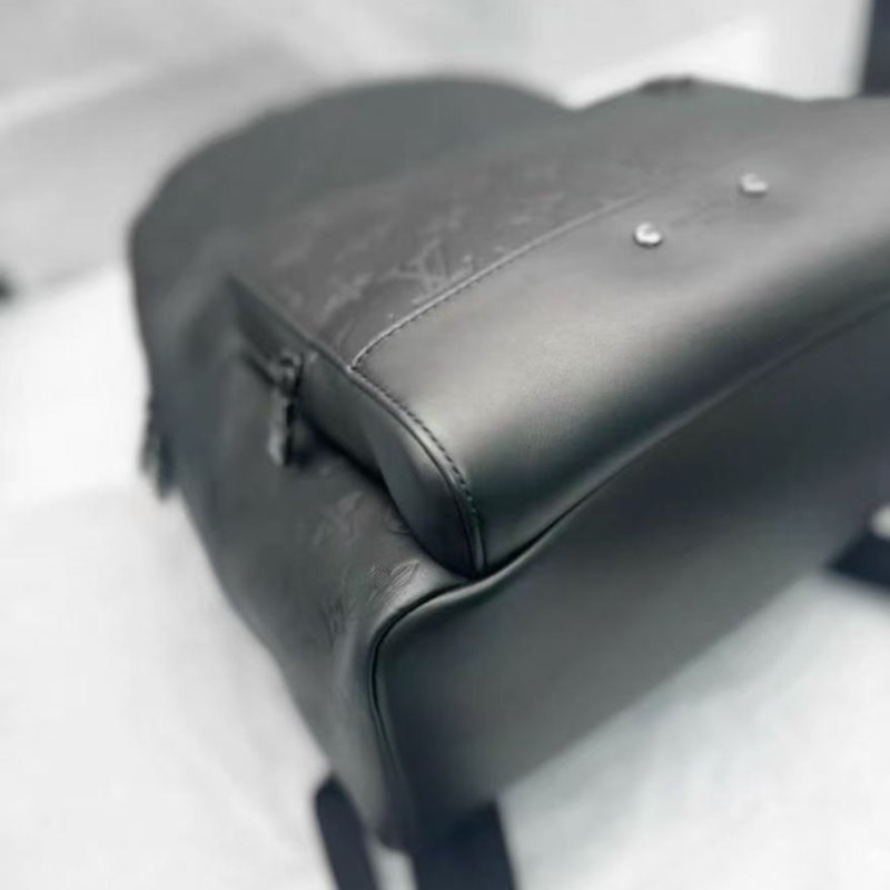 Lv 新款阿波羅後背包 全新 配件塵袋購證-5