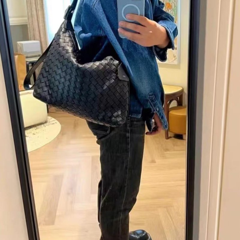 bv traveller黑色鹿皮hobo編織腋下肩背包 35×29.5×8.5cm 99新 配件塵袋-0