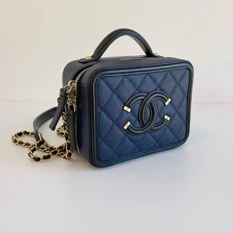 chanel vanity case藏藍拚黑色荔枝皮小號 相機包手提斜背鍊條包 16*12*7,98新 配件塵袋-1